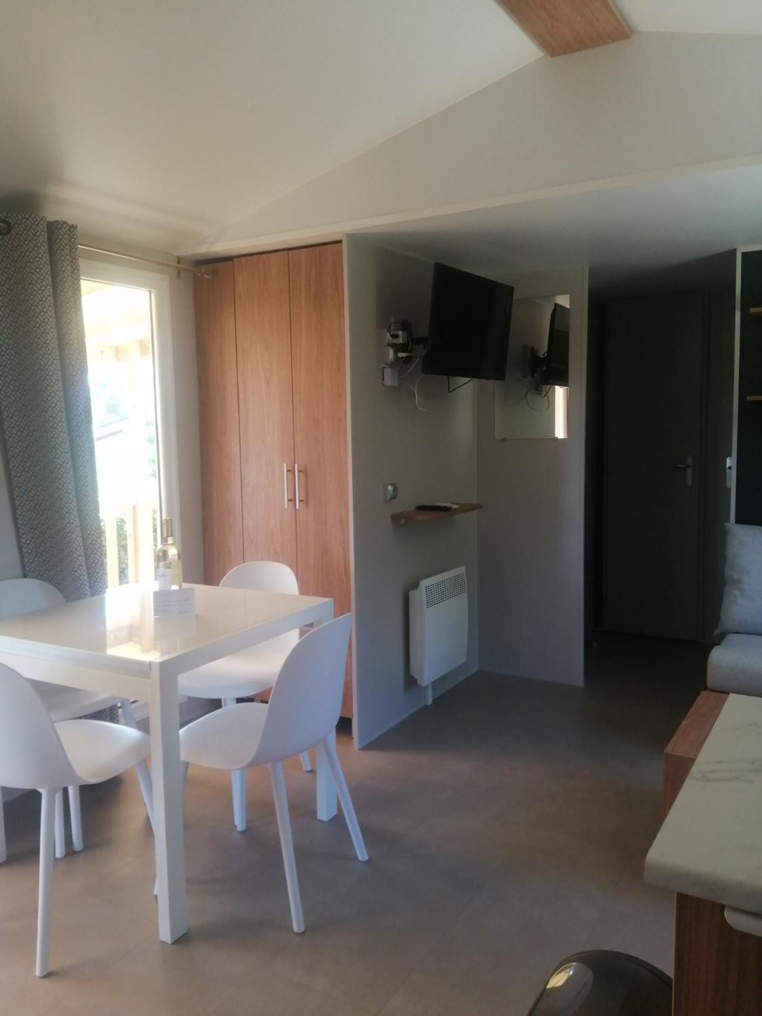 Mobil Home Bord D'Eau Camping 4 Etoiles Les Viviers Lège-Cap-Ferret Extérieur photo